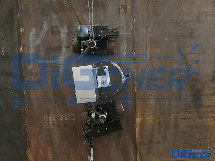 船舶除漆除（chú）鏽（xiù）機器人