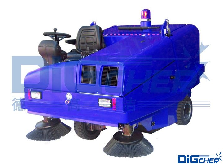 駕駛式掃地（dì）機（jī）