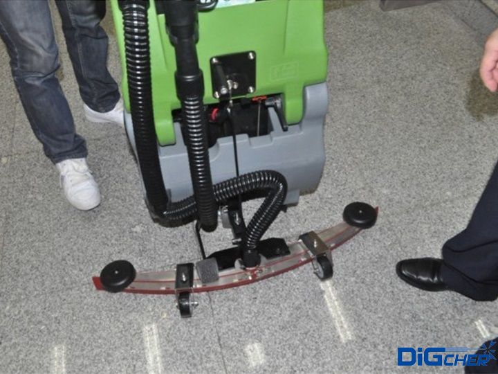 洗（xǐ）地機（jī）刮水板