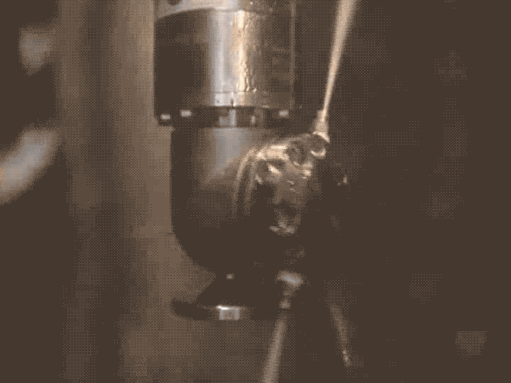 三（sān）維洗罐器（qì）工作狀態