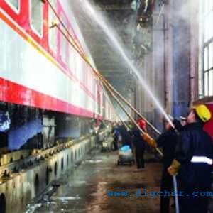 地鐵車輛清洗機-地（dì）鐵車輛外表麵清洗機-高（gāo）壓水射流地（dì）鐵車輛清（qīng）洗設備