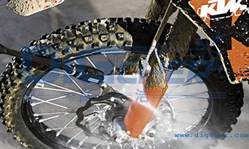 摩托車表麵清洗