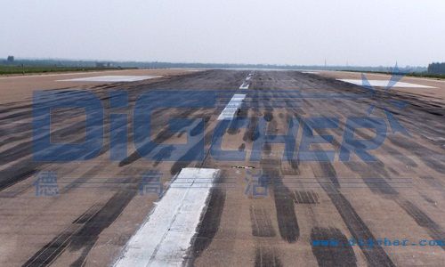 機（jī）場跑道除（chú）膠前