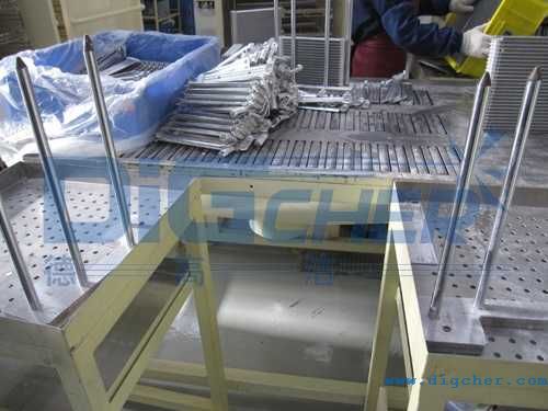 汽車空調散熱器（qì）組裝車間