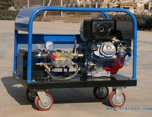 DI9018GM太陽能電池板移動（dòng）清洗單機（jī）