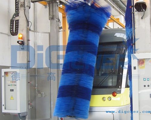 www.91潔TR ATC有軌電車清洗係統係（xì）統端（duān）麵（miàn）刷洗